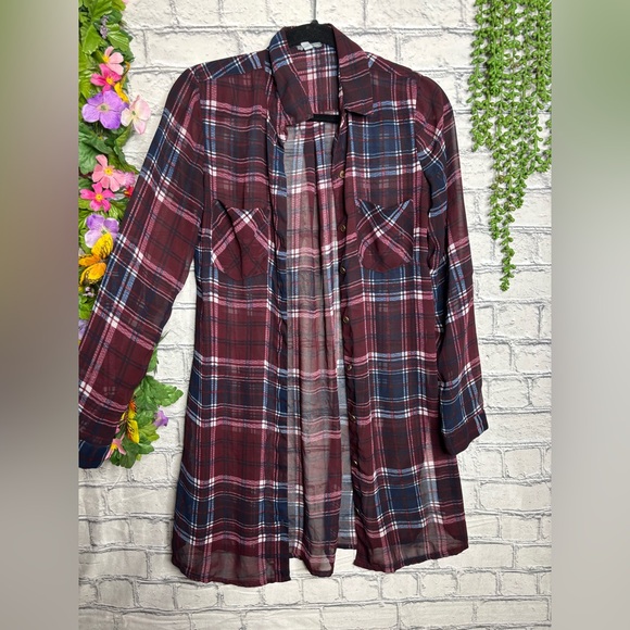 Charlotte Russe Tops - *🌼3/$30🌼Charlotte Russe Plaid Sheer Button Down Top Size Small